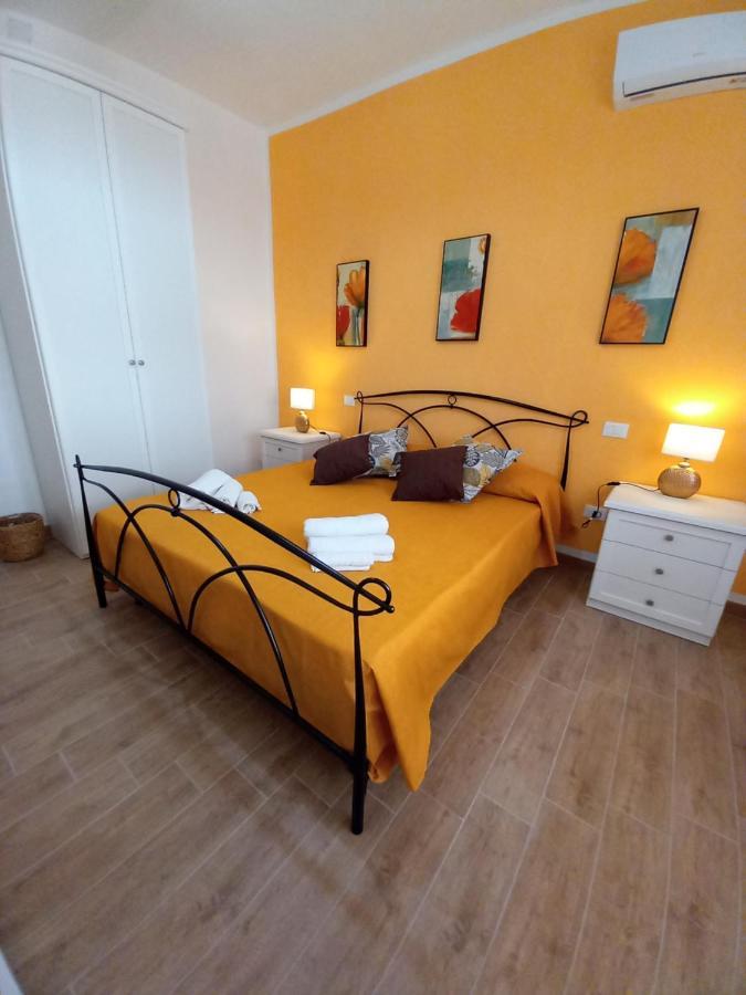 Divina Cuspide Bed & Breakfast Guspini Dış mekan fotoğraf